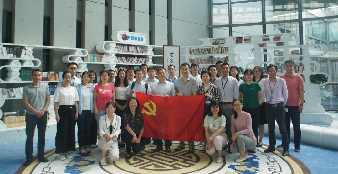 Z6��������ʱ���й������ٷ���վ